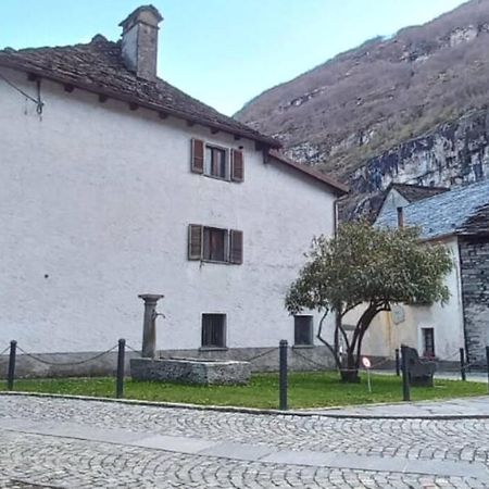 Apartmán Armonia Edificio Storico Del 1563. Cevio Exteriér fotografie