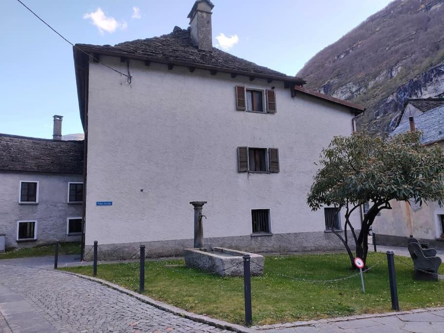 Apartmán Armonia Edificio Storico Del 1563. Cevio Exteriér fotografie